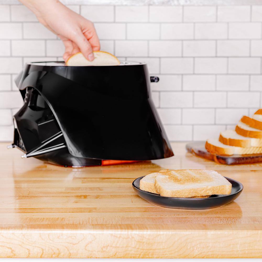 Uncanny Brands Black Star Wars Darth Vader Halo Two-Slice Toaster -- Lights-Up and Makes Lightsaber Sounds