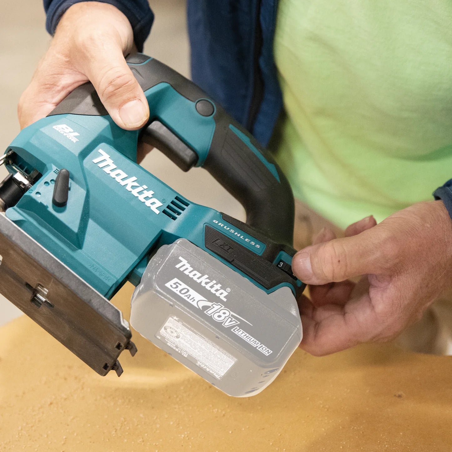 Makita  18V LXT Lithium-Ion Brushless Cordless Jig Saw (Tool Only)