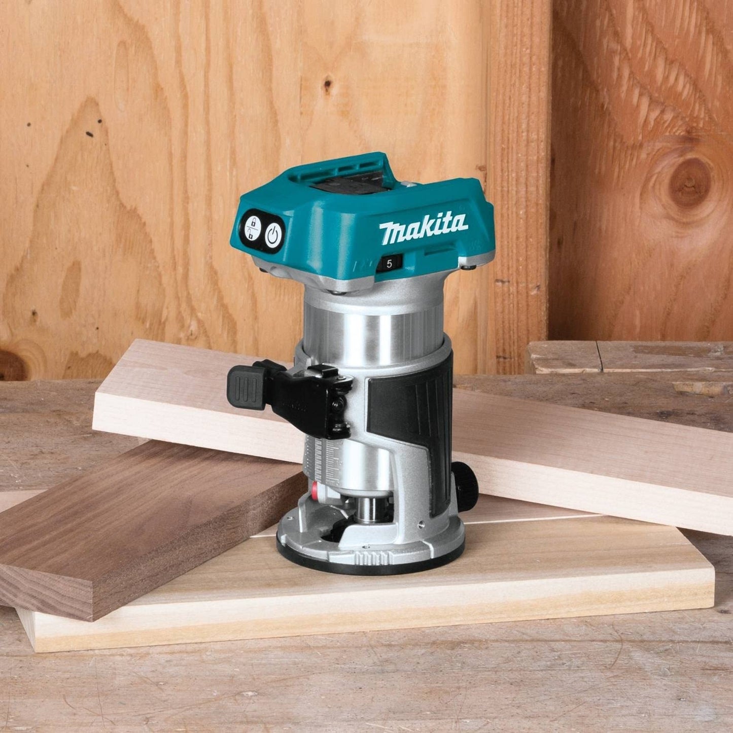 Makita  18V LXT Lithium-Ion Brushless Cordless Variable Speed Compact Router with Built-In LED Light (Tool Only)