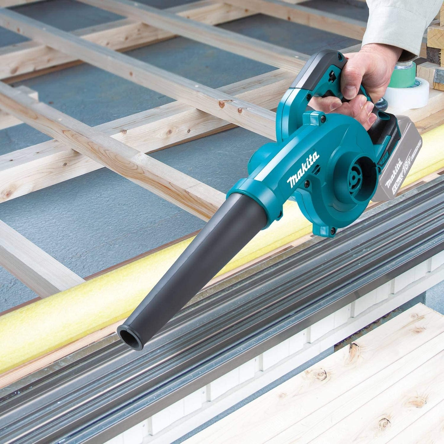 Makita  18V LXT Lithium-Ion Cordless Blower (Tool-Only)