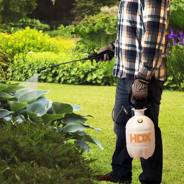 HDX  1 Gallon Multi-Purpose Lawn and Garden Pump Sprayer