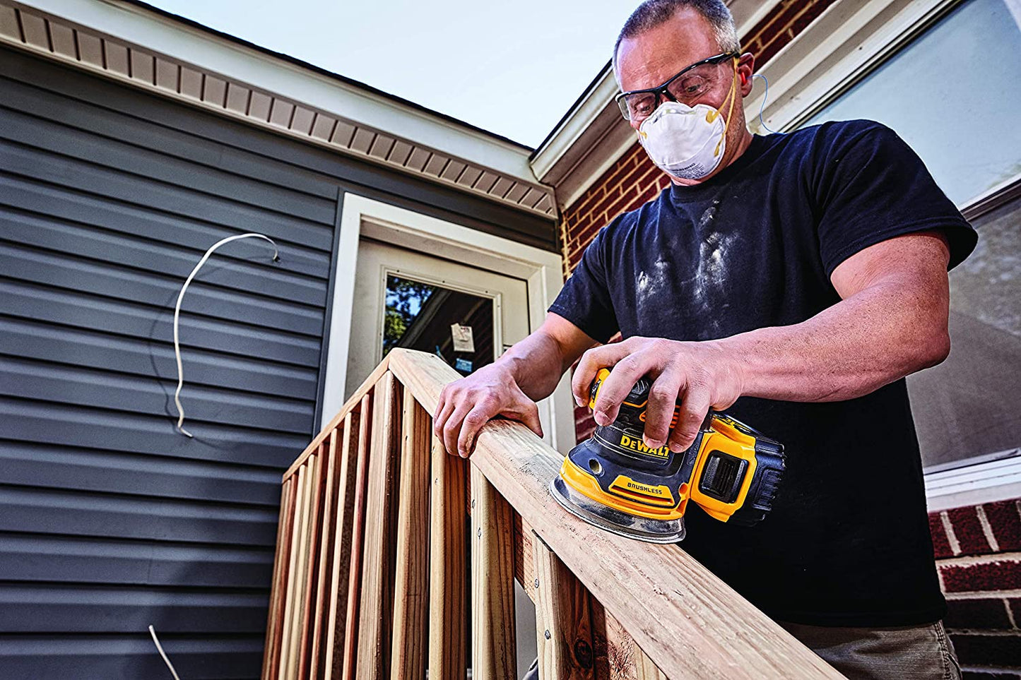 DEWALT  20V MAX XR Cordless Brushless 5 in. Random Orbital Sander (Tool Only)