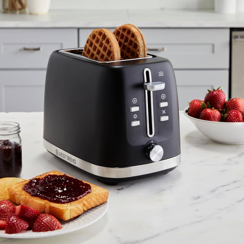 West Bend 2-Slice Toaster, in Black