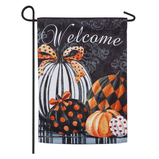 Evergreen Elegant Pattern Pumpkins Garden Suede Flag and Sassafras Door Mat Set