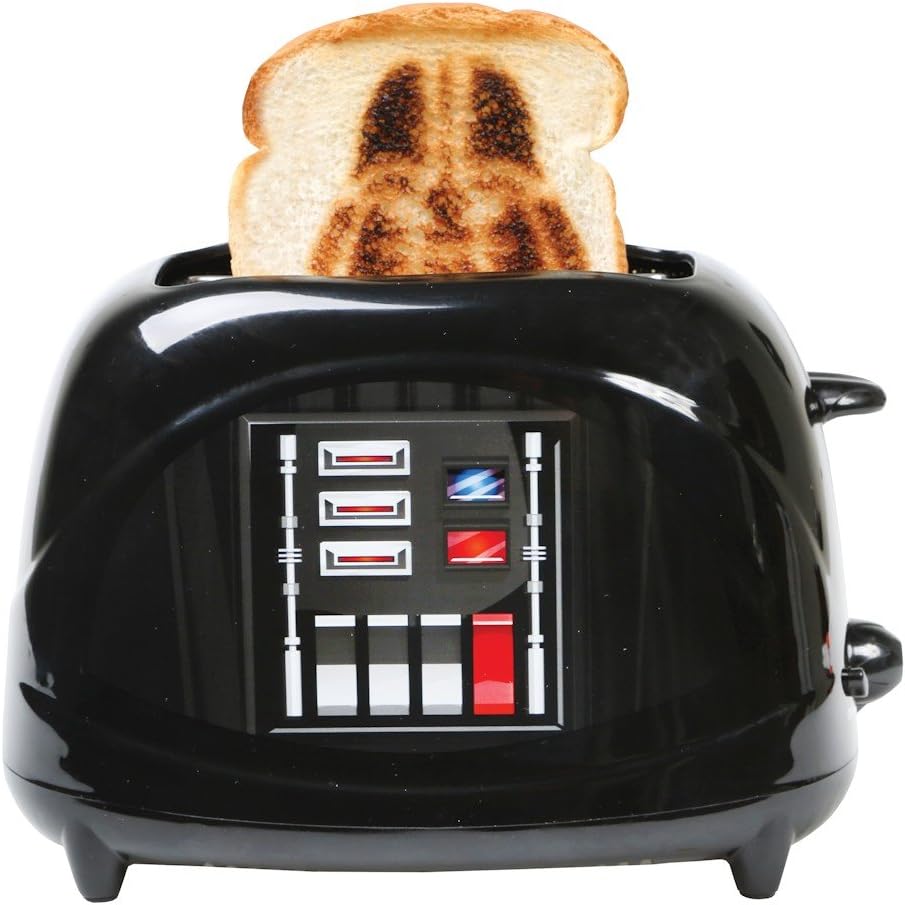 Uncanny Brands Star Wars Empire Collection 2-Slice Darth Vader Toaster