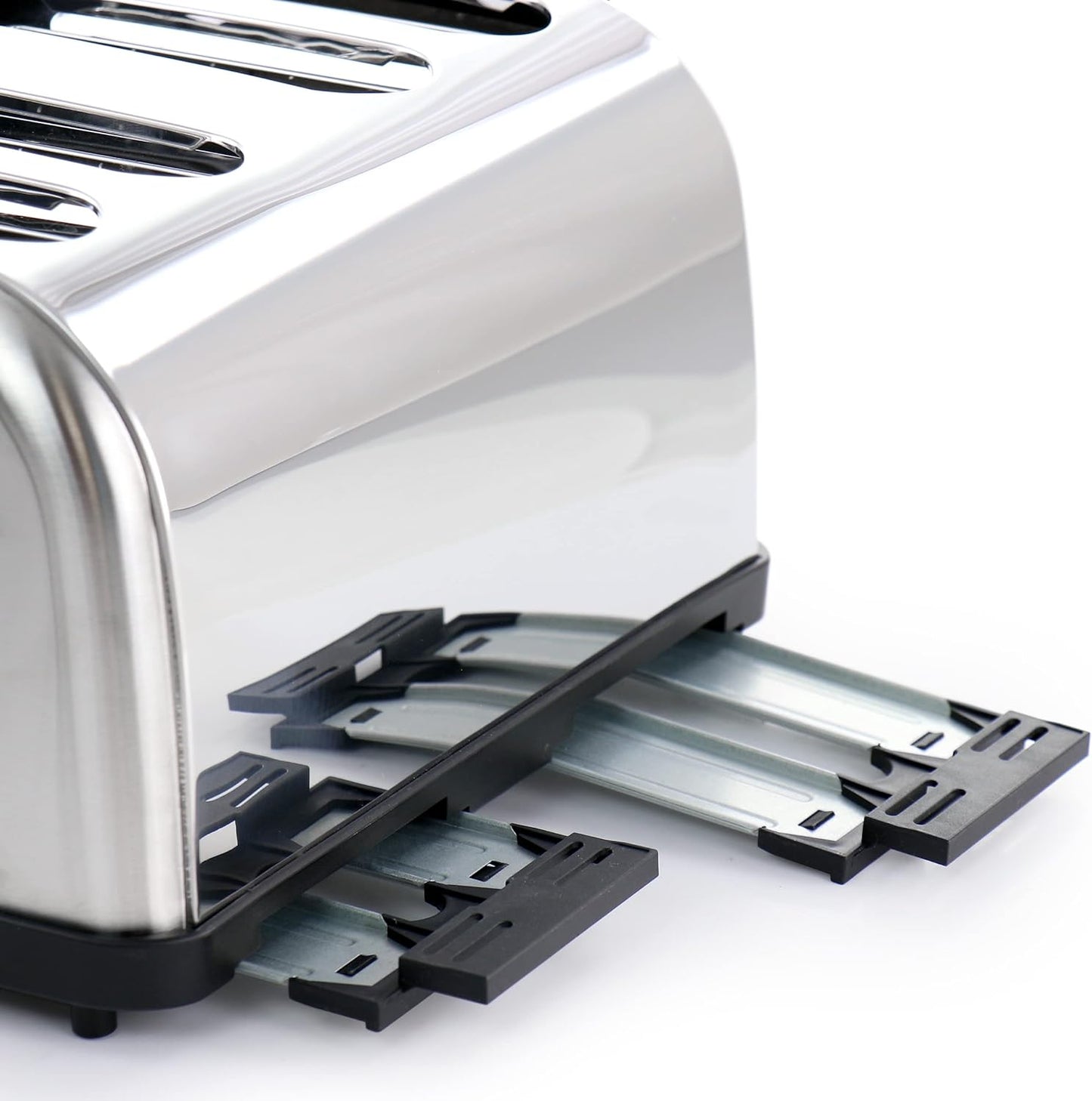 MegaChef 4-Slice Wide Slot Toaster With Variable Browning in Silver