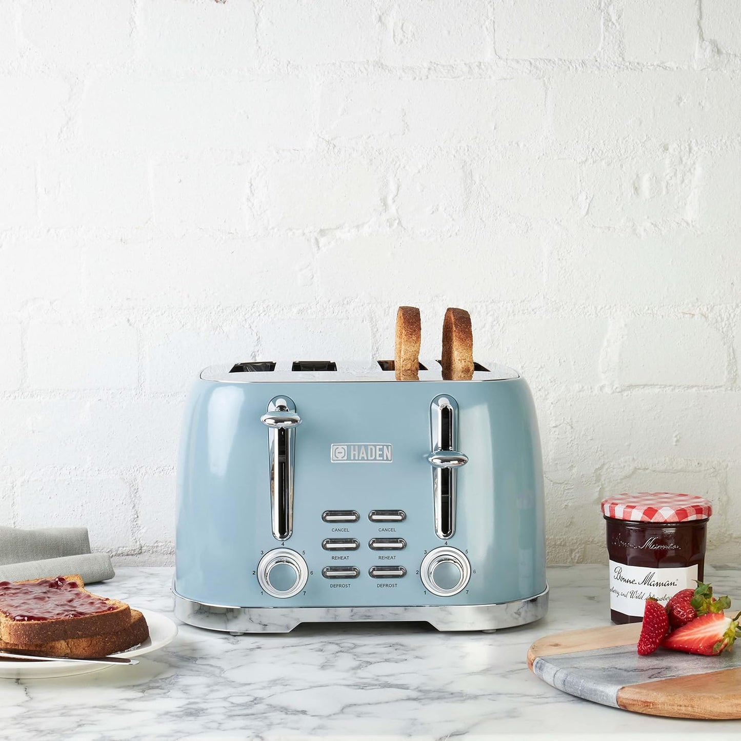 HADEN Brighton 1500-Watt 4-Slice Wide Slot Skye Blue Toaster with Removable Crumb Tray and Adjustable Settings