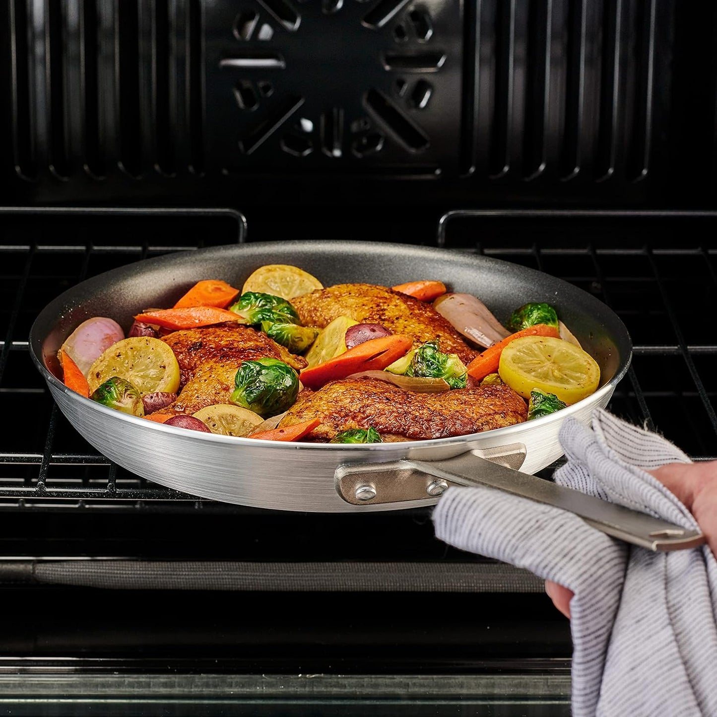 Tramontina Professional Fusion 12 in. Aluminum Frying Pan in Satin Silver