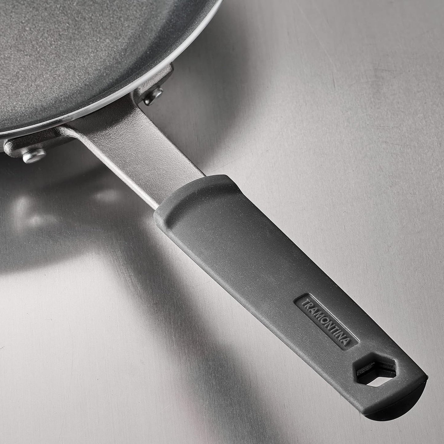 Tramontina Professional Fusion 12 in. Aluminum Frying Pan in Satin Silver