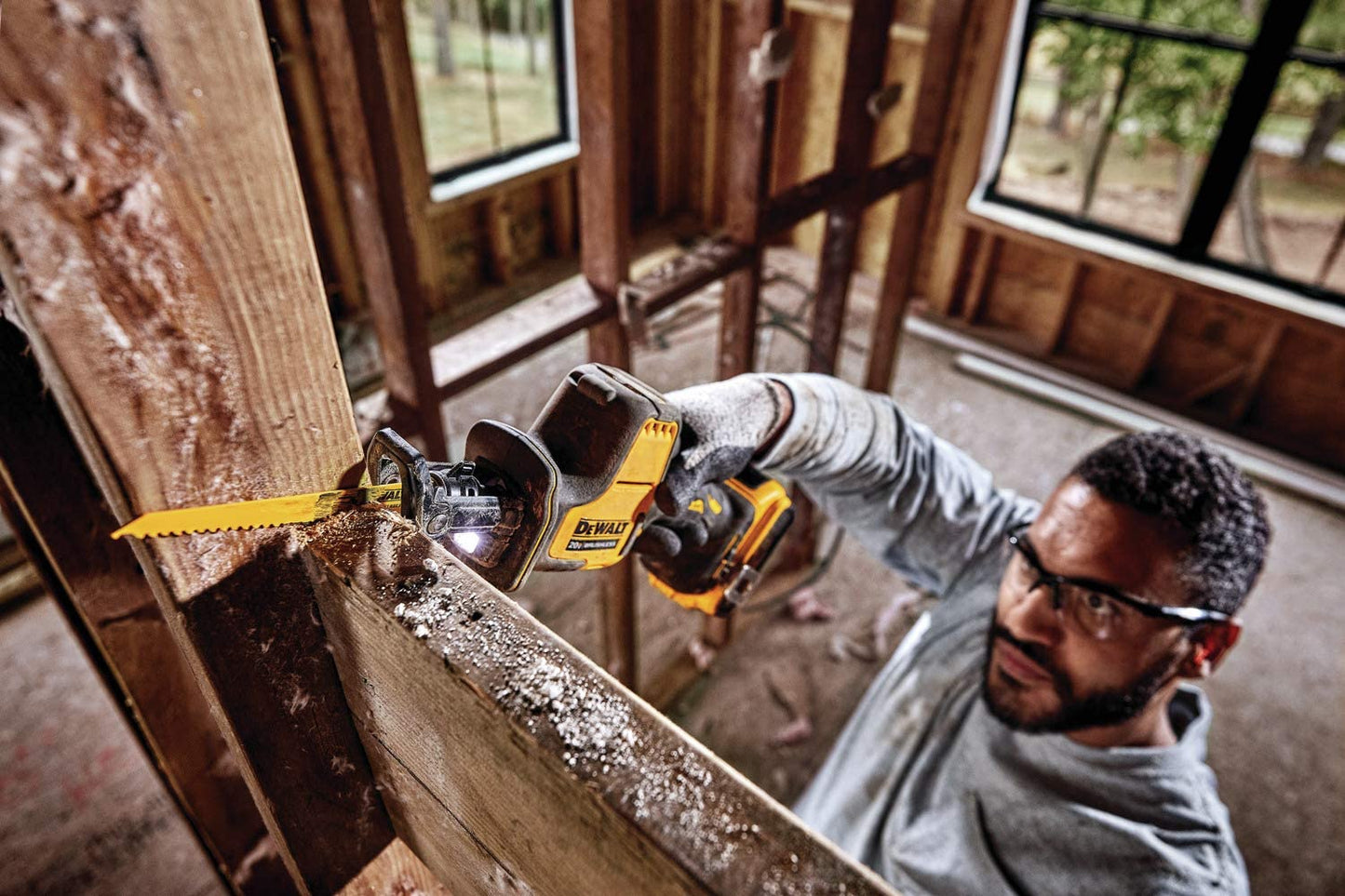 DEWALT  ATOMIC 20V MAX Cordless Brushless Compact Reciprocating Saw (Tool Only)