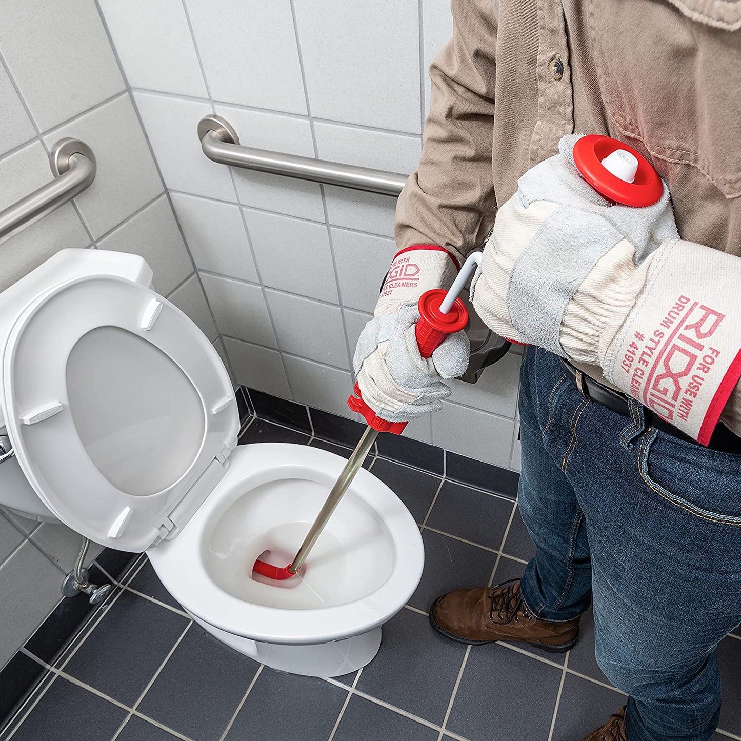 RIDGID  K-3 Ultra Flexible Toilet Auger with Unclogging 3 ft. Snake and Integrated Bulb Head, Plumbing Toilet Snake for Drain