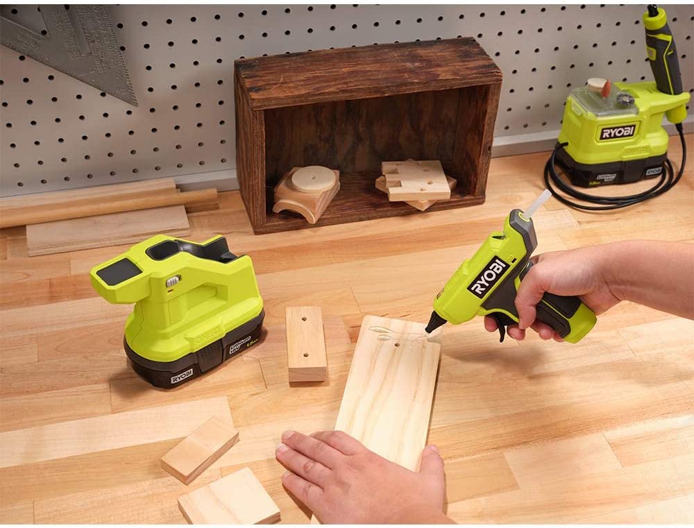 RYOBI ONE+ 18V Cordless Compact Glue Gun (Tool Only)