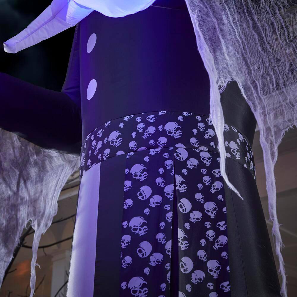 Gemmy  12 ft. Short Circuit Victorian Reaper Halloween Inflatable with Lightshow Projection