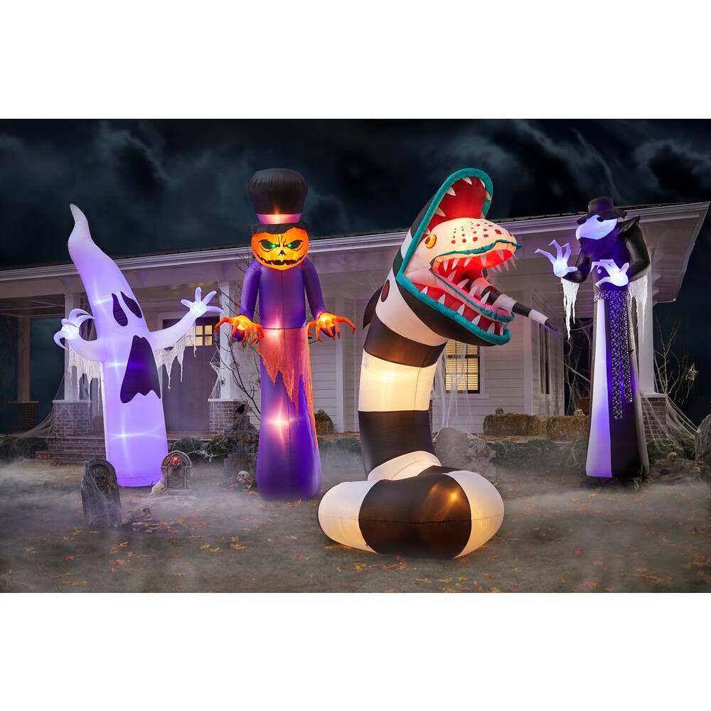 Gemmy  12 ft. Short Circuit Victorian Reaper Halloween Inflatable with Lightshow Projection