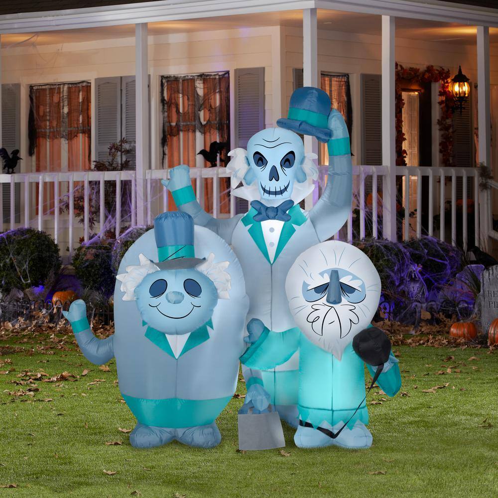 Gemmy  6 Ft. Tall Halloween Airblown-Haunted Mansion Hitchhiking Ghosts-Scene-Disney