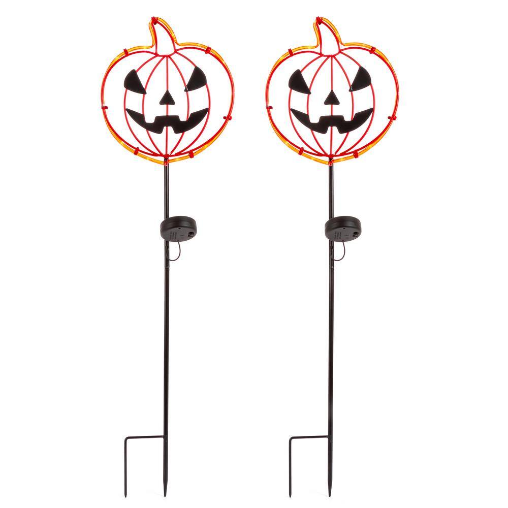 GERSON INTERNATIONAL 31.8 in. H Solar Lighted Metal Halloween Pumpkin Face Yard Stake (Set of 2)