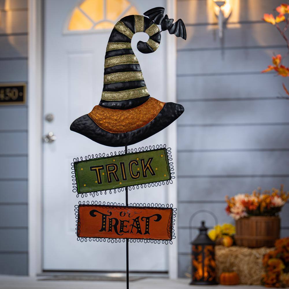 GERSON INTERNATIONAL  37 in. Metal Witch's Hats with Halloween Signs Yard Stake (Set of 2)