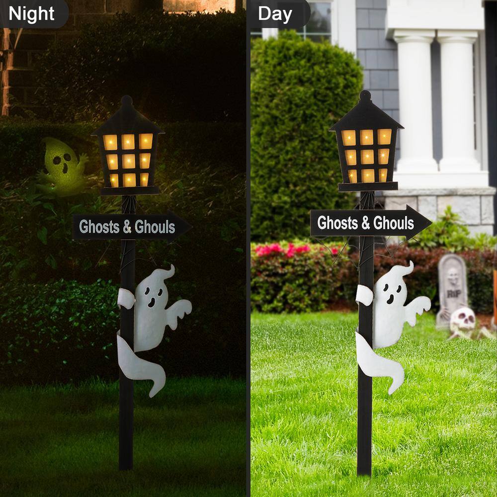 Glitzhome  42 in. H Lighted Halloween Wooden Haunted House Yard Stake