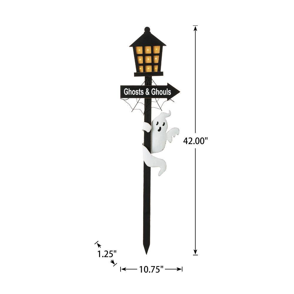 Glitzhome  42 in. H Lighted Halloween Wooden Haunted House Yard Stake