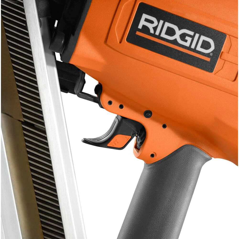 RIDGID Pneumatic 30 to 34-Degree 3-1/2 in. Clipped Head Framing Nailer