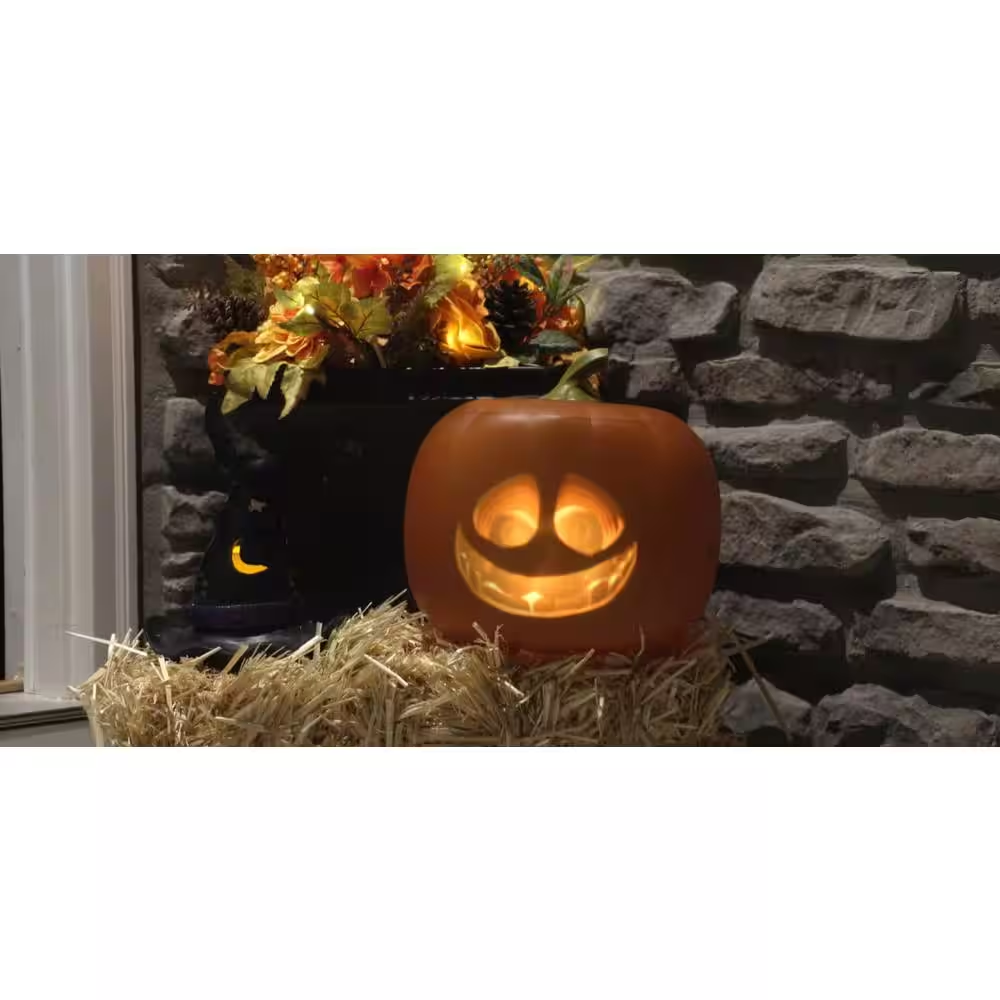 ANIMAT3D 10.5 in. Product Height Orange Jabberin' Jack Talking Animated Pumpkin with Built in Projector & Speaker Plug'n Play