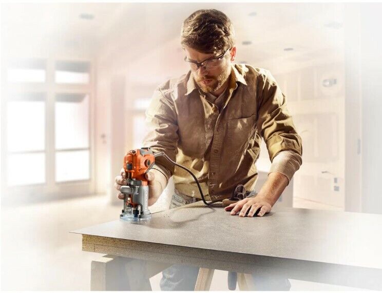 RIDGID 5.5 Amp Compact Fixed-Base Corded Router