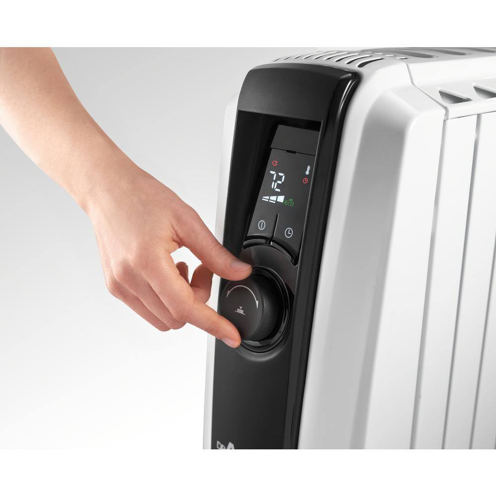 DeLonghi 1500-Watt 5120 BTU Electric Oil Filled Radiator Space Heater Quiet Full Room Comfort